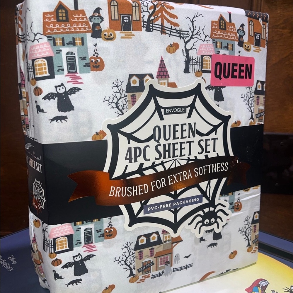 Envogue Halloween sheets Queen